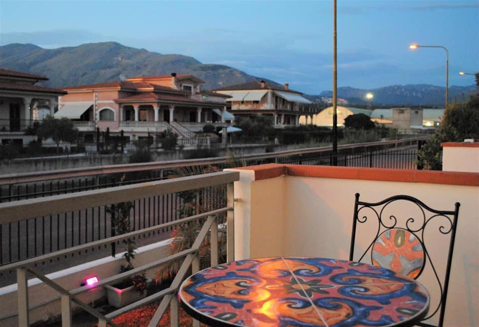 Bed & Breakfast Domus Pepe Scalea Exterior photo